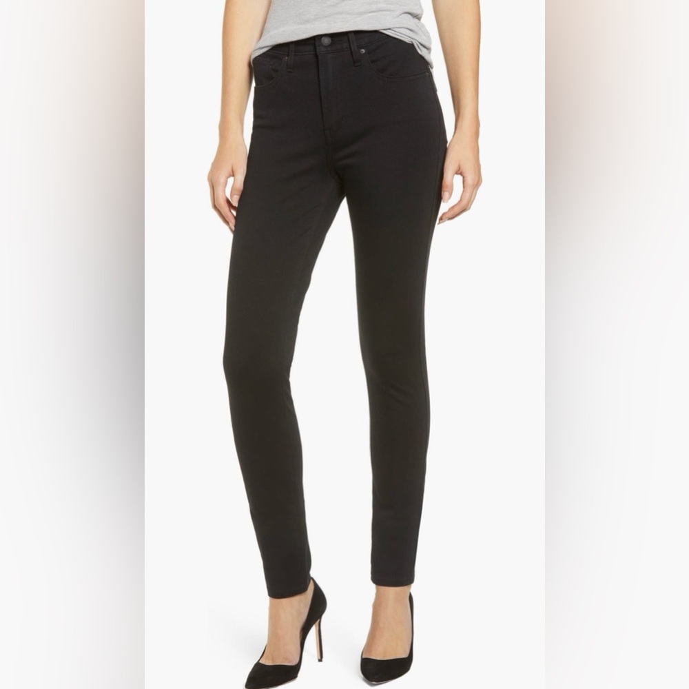 Levi's 721 High-Rise Skinny Black Jeans Size 31